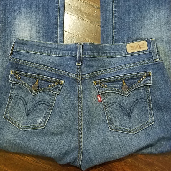 Levi's 515 Midrise bootcut | Back flap pocket {12} - Picture 3 of 7